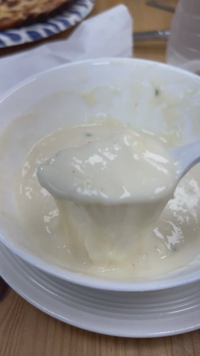Naty’s Pizza - Crema de queso - Pizza Near Me - Miami, Florida