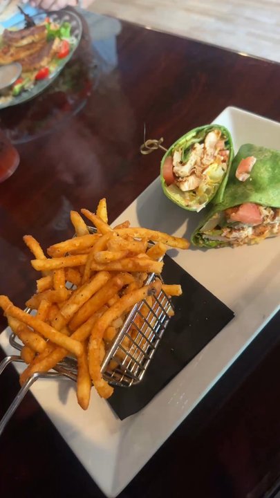 4118 Kitchen+Bar - Grilled chicken wrap & battered fries - New American Near Me - Highlands, North Carolina