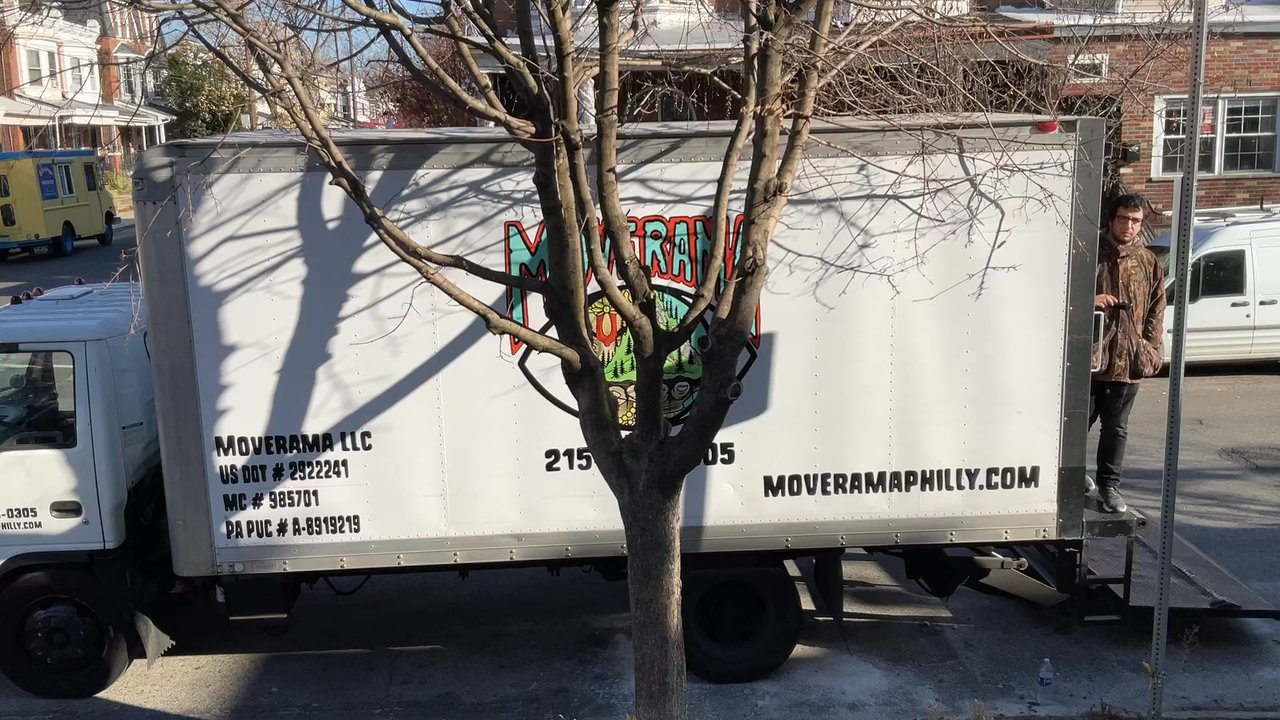 MOVERAMA - Tree damage by moving truck - Movers Near Me