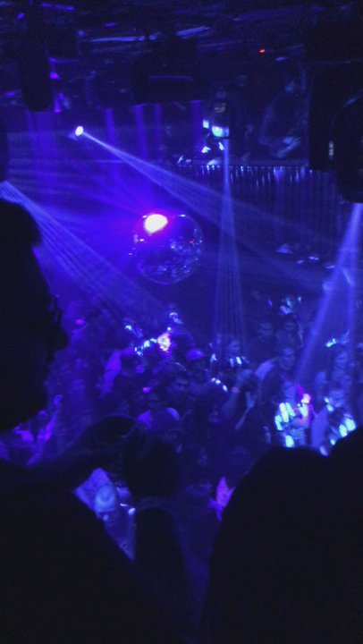 Video carousel 6 of 7 with ID yAsS2PNrYybTmSfHDd_xbQ for Output