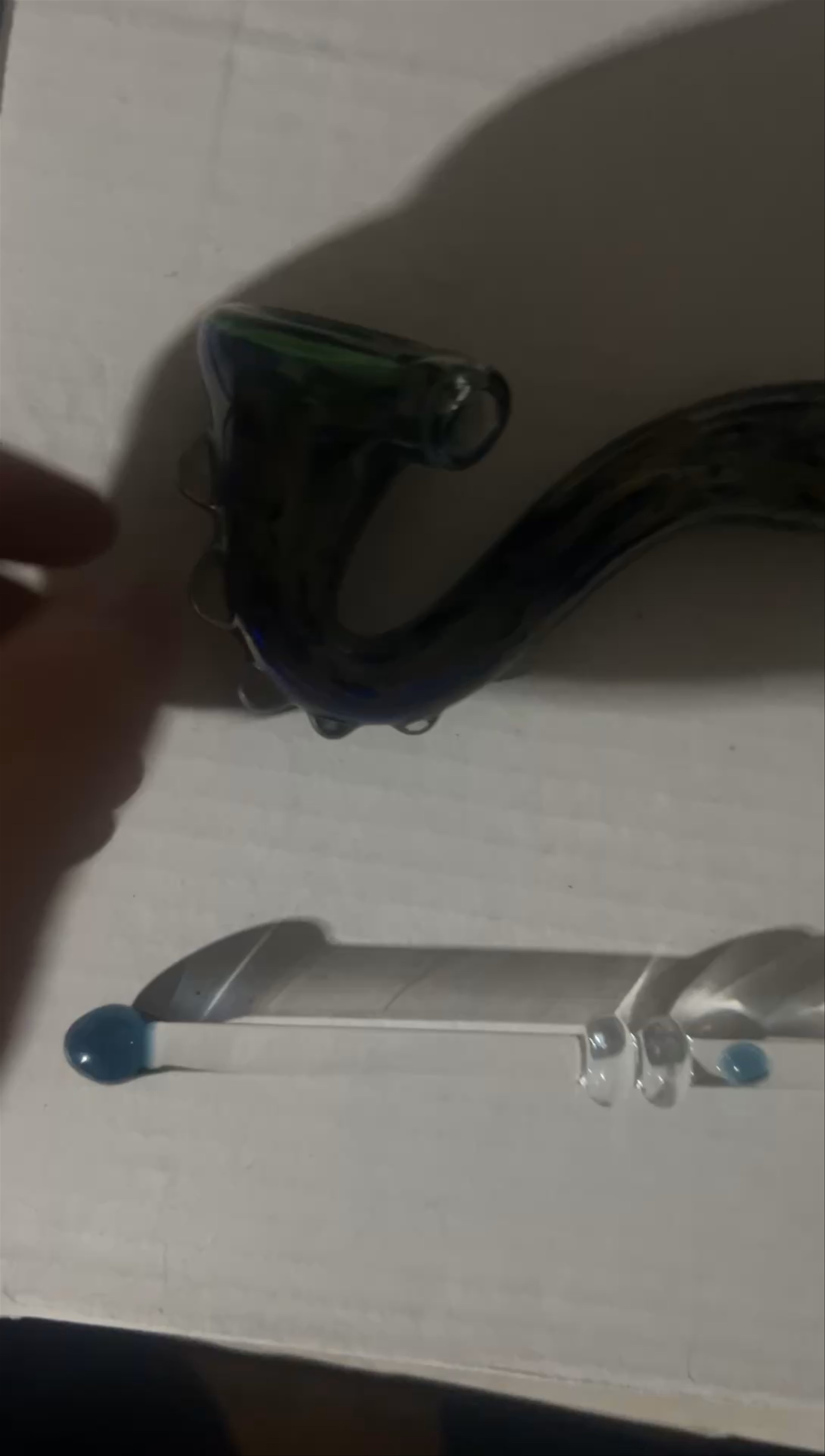 Preview pic of 3 hole hash pipe w/ hot stick