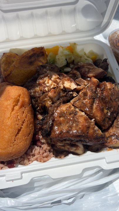Don’s Jerk Stop - Full plate - Caribbean Near Me - Los Angeles, California
