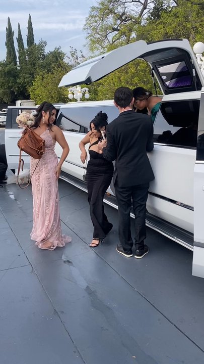 Exotic Limo - Limos Near Me - Burbank, California