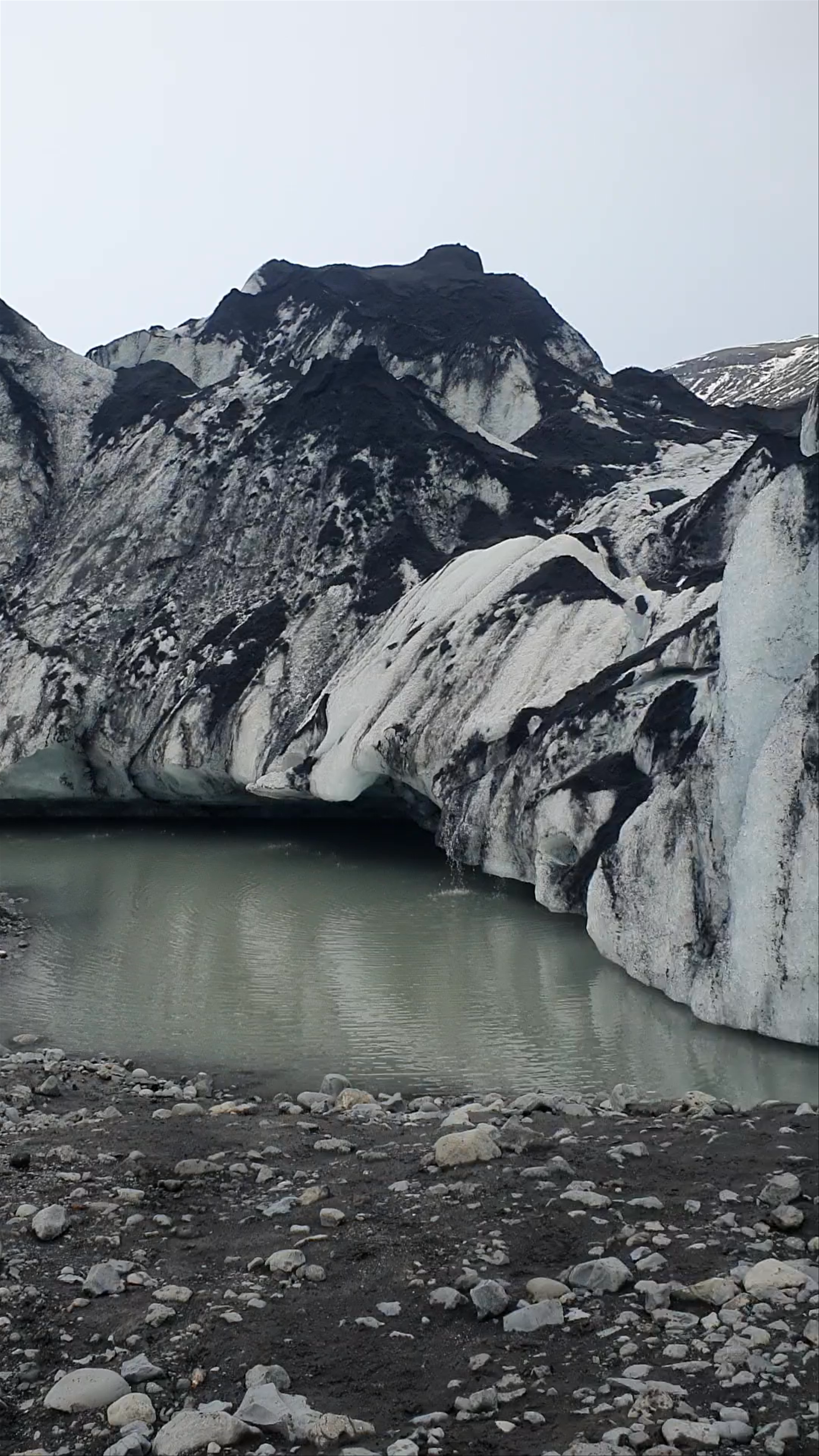 Solheimajökull Glacier Tongue: Stark Arctic Majesty in Iceland