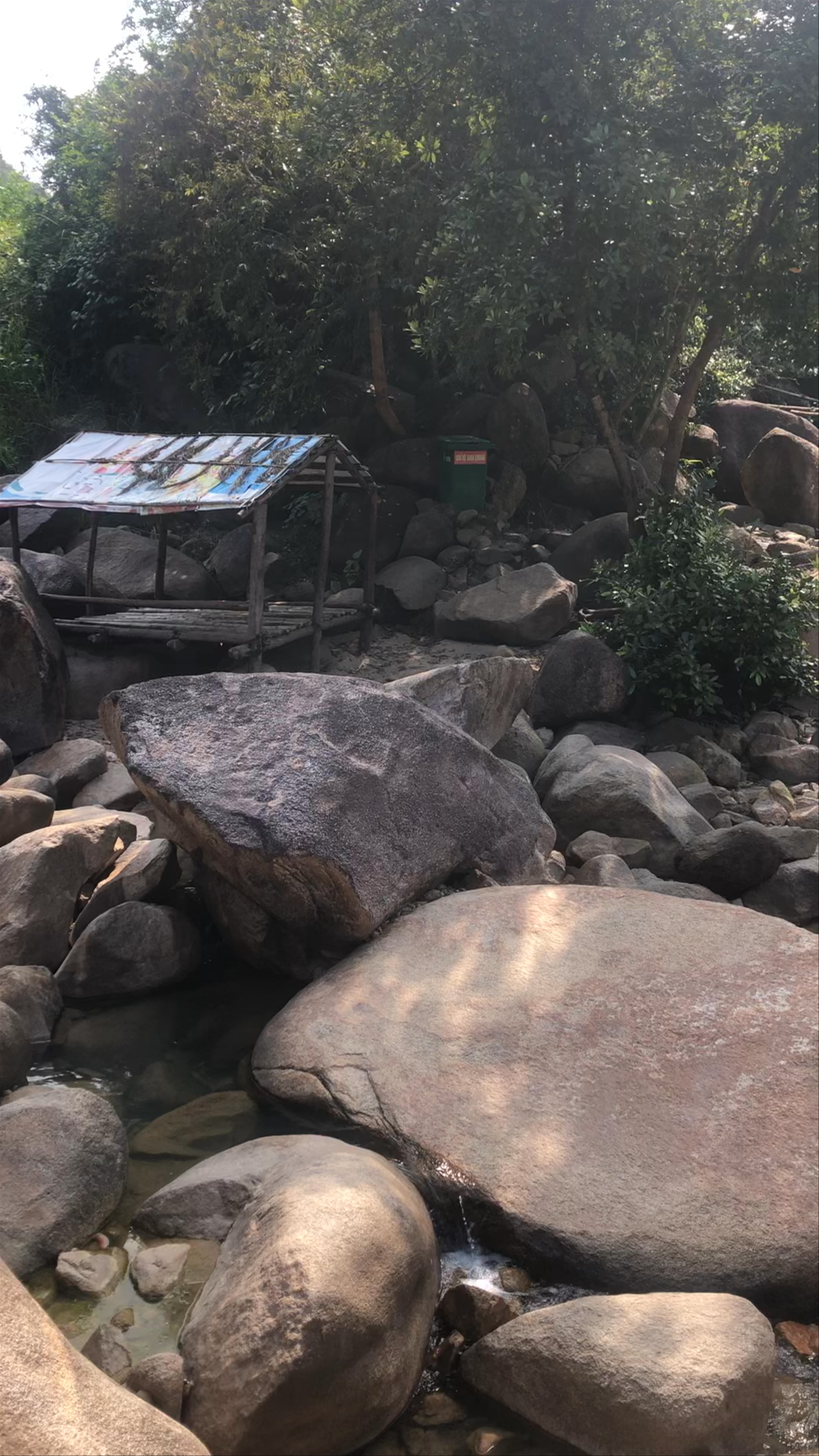 Duy Sơn Ecological Tourist Area: Serene Rocky Stream Escape in Quảng Nam, Vietnam
