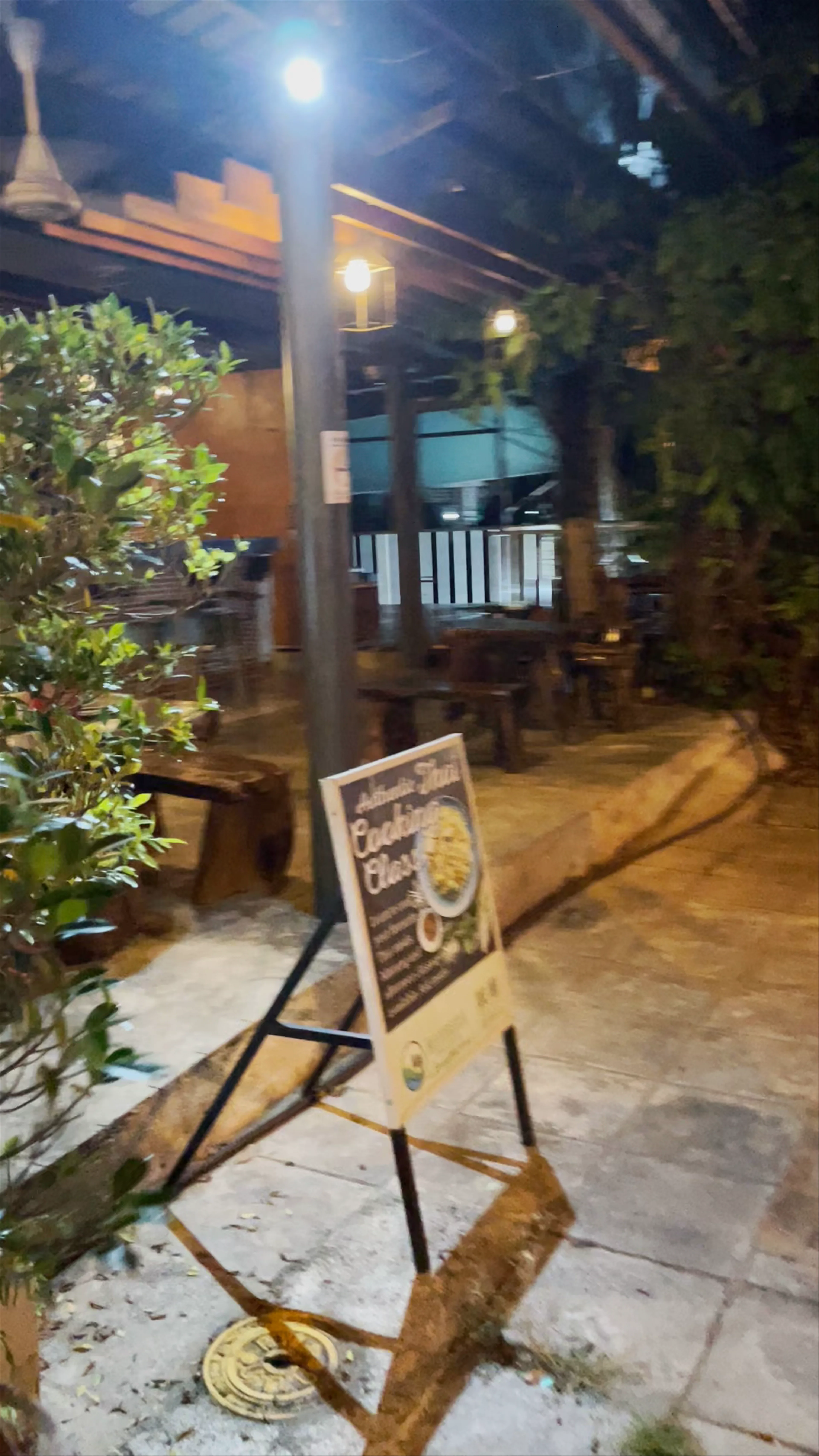 Riverside Guesthouse, Khuekkhak