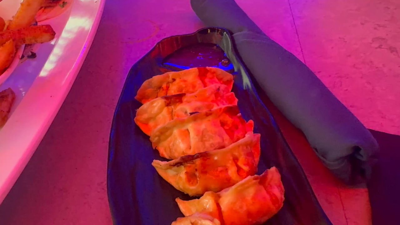 375 Social Kitchen - Pot stickers and tacos - Asian Fusion Near Me - Universal City, Texas