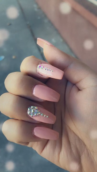 Queen Nails - Nail Salons Near Me - Fairfield, California