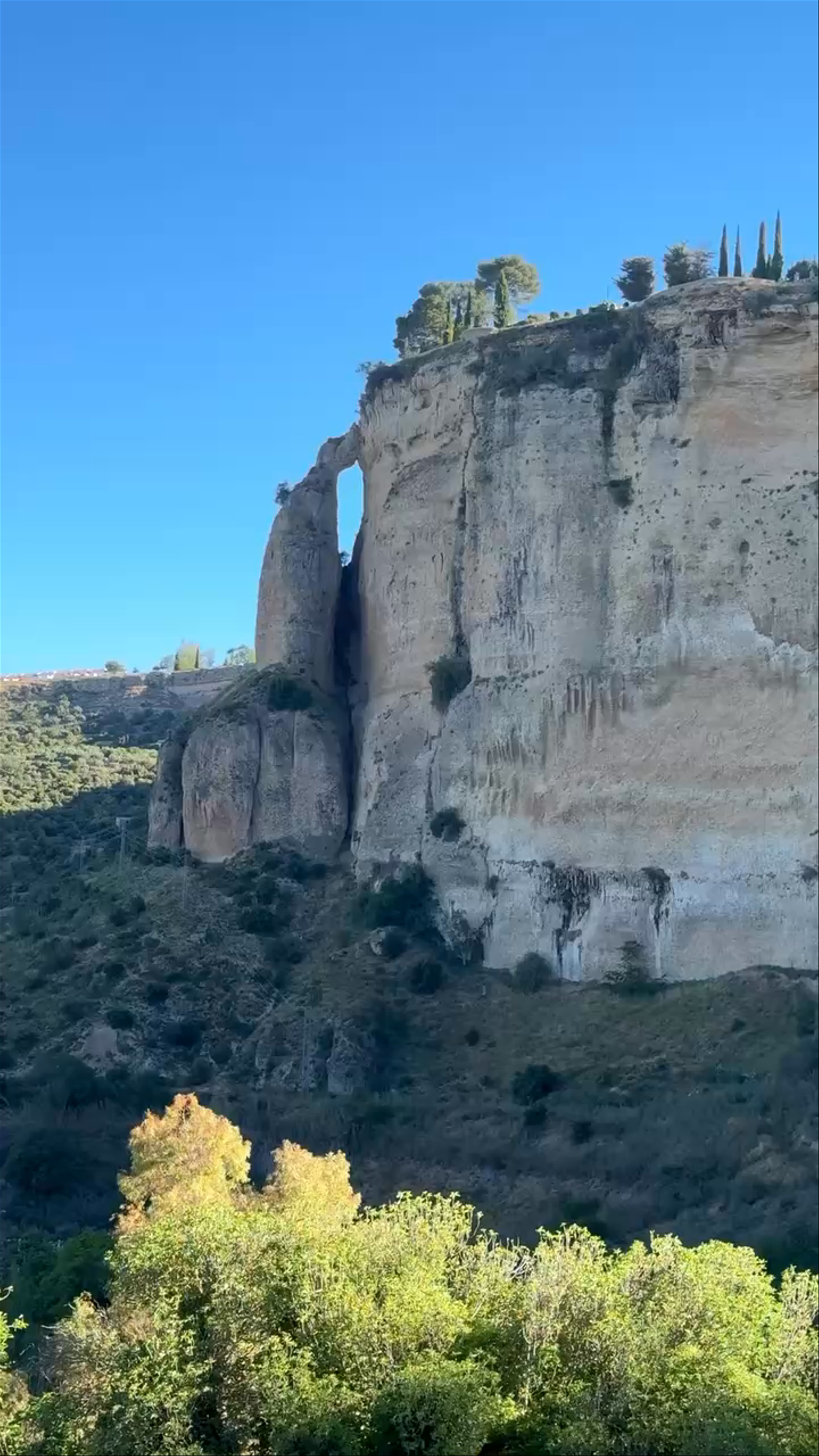 Los Ojos de la Mora
