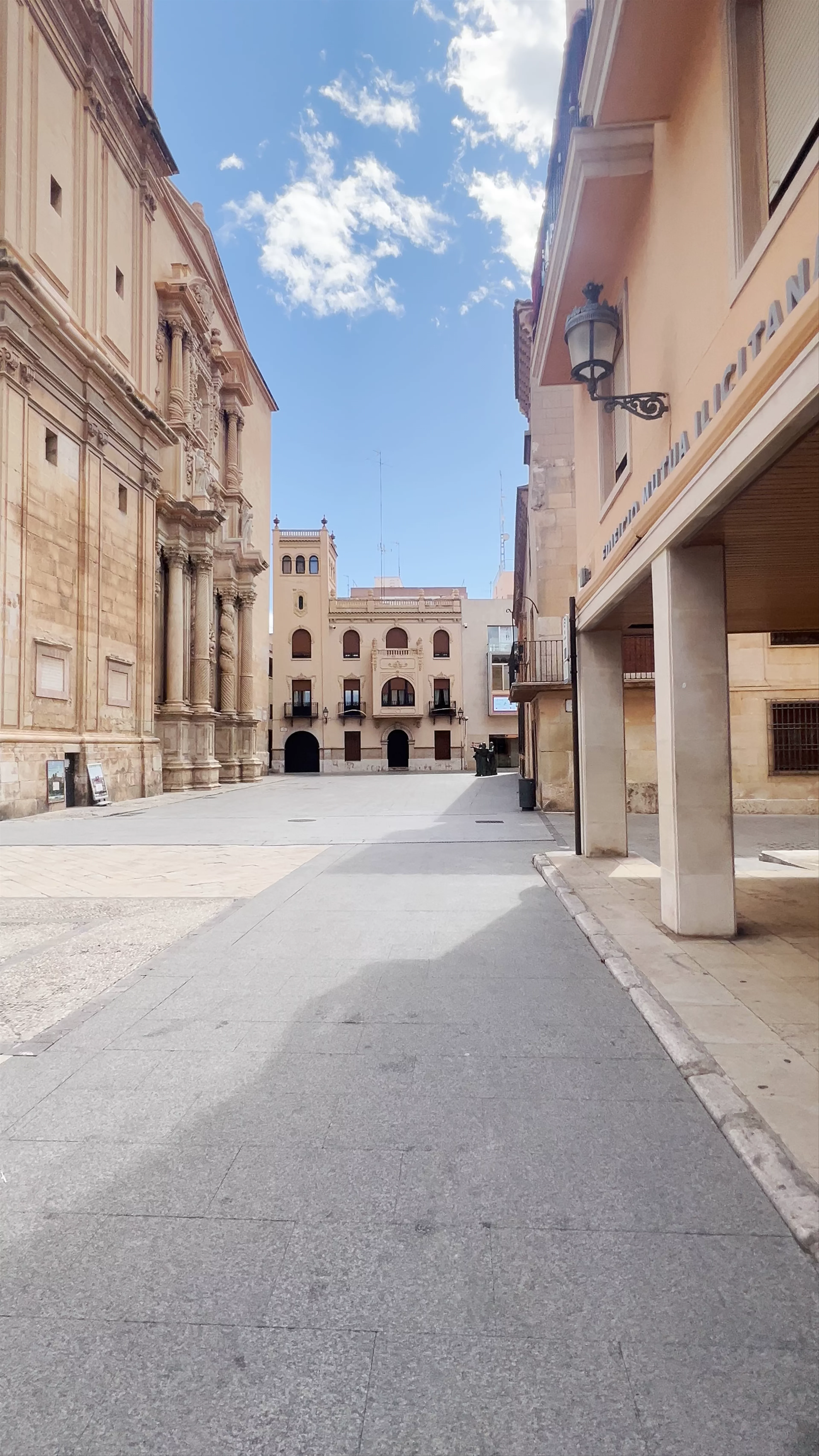 Plaça de Santa Maria, Plaça del Congrés Eucarístic, Elche, Spain