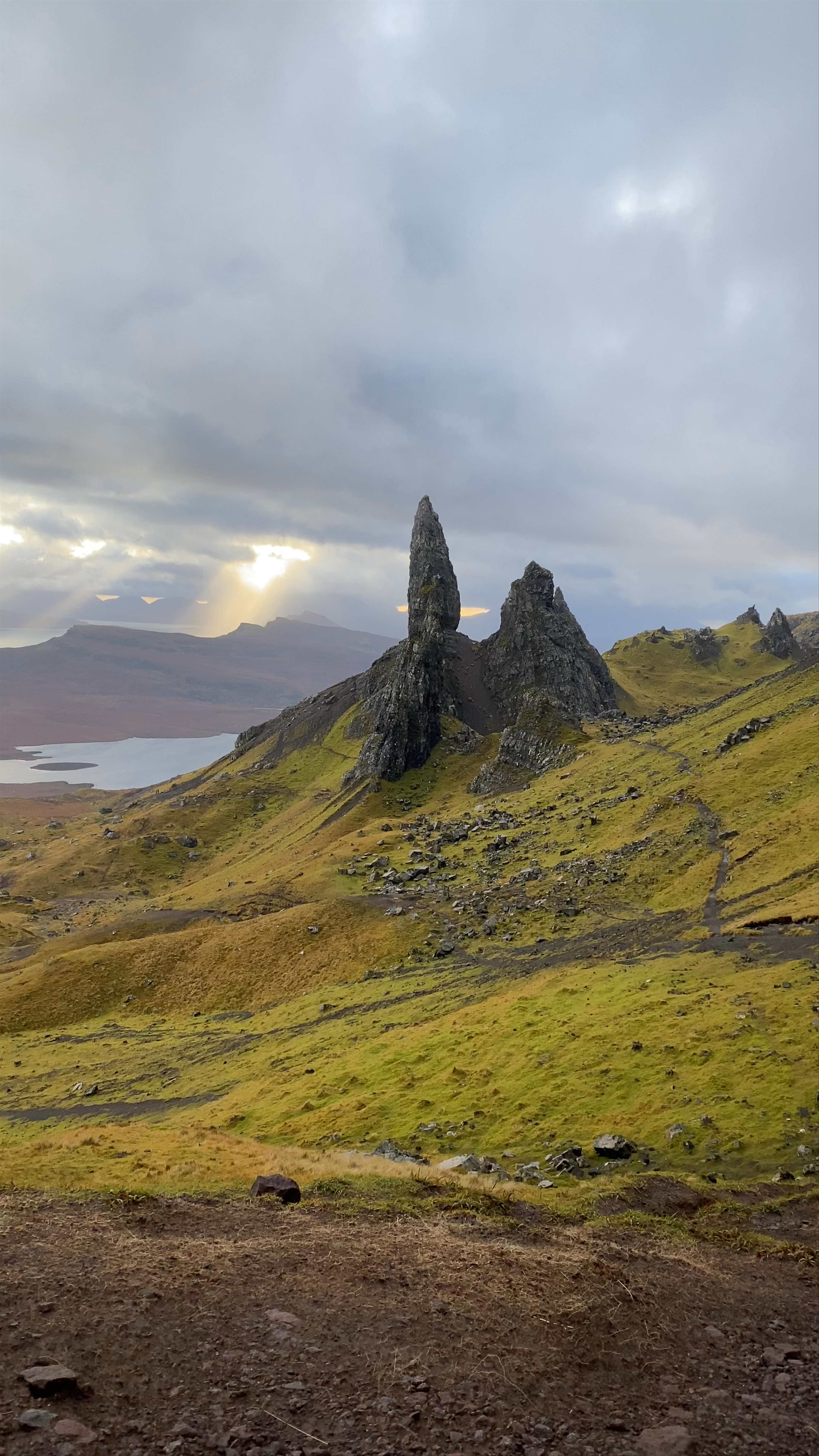 The Old Man of Storr: Majestic Isle of Skye Hiking Experience