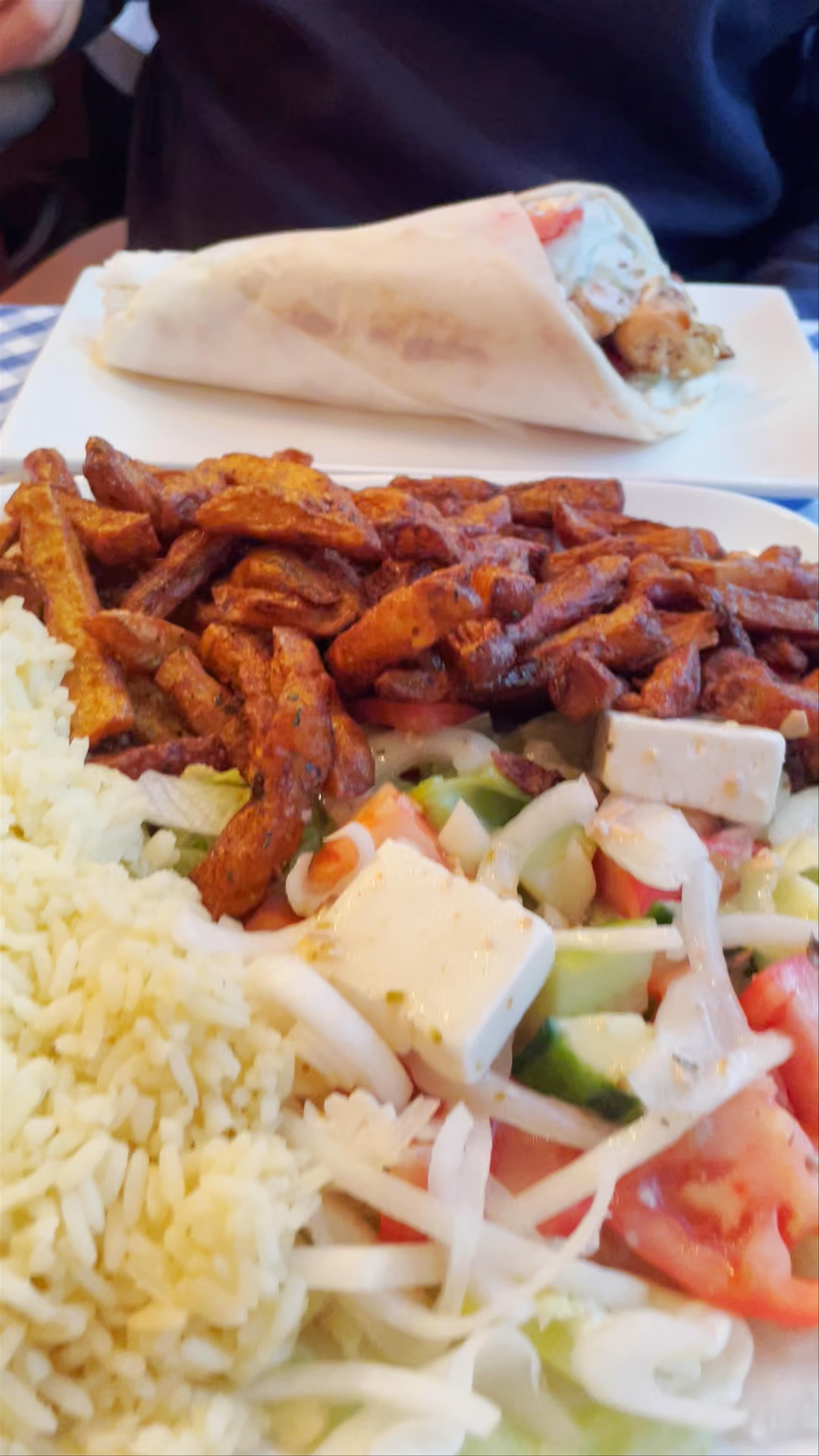 Authentic Greek Souvlaki Experience at Souvlaki Grec Plus, Montreal