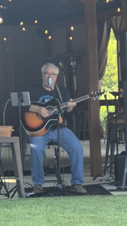 Three Oak Wines - Tips for Cancer - Wine Tasting Room Near Me - Albert Lea, Minnesota