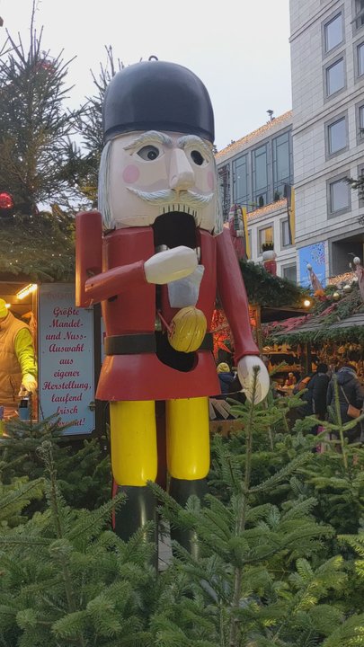 Stuttgarter Weihnachtsmarkt - Christmas Markets Near Me - Stuttgart, BW