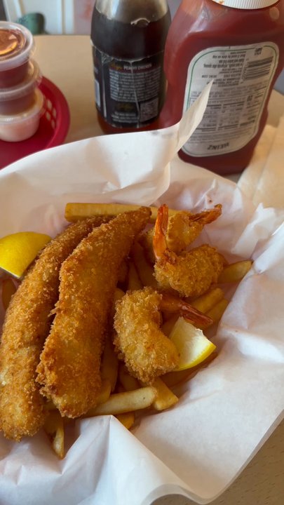 West Seattle Fish House - Fish & Chips Near Me - Seattle, Washington