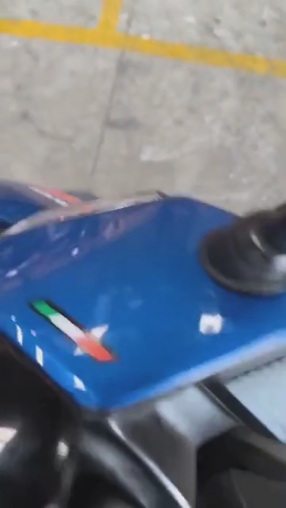 Walk-around video thumbnail