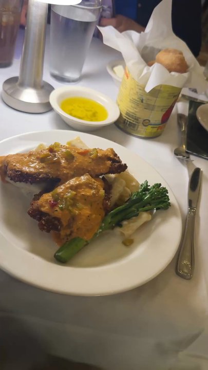 Mare e Monte - Bronx Pollo Parmigiana - Italian Near Me - San Antonio, Texas