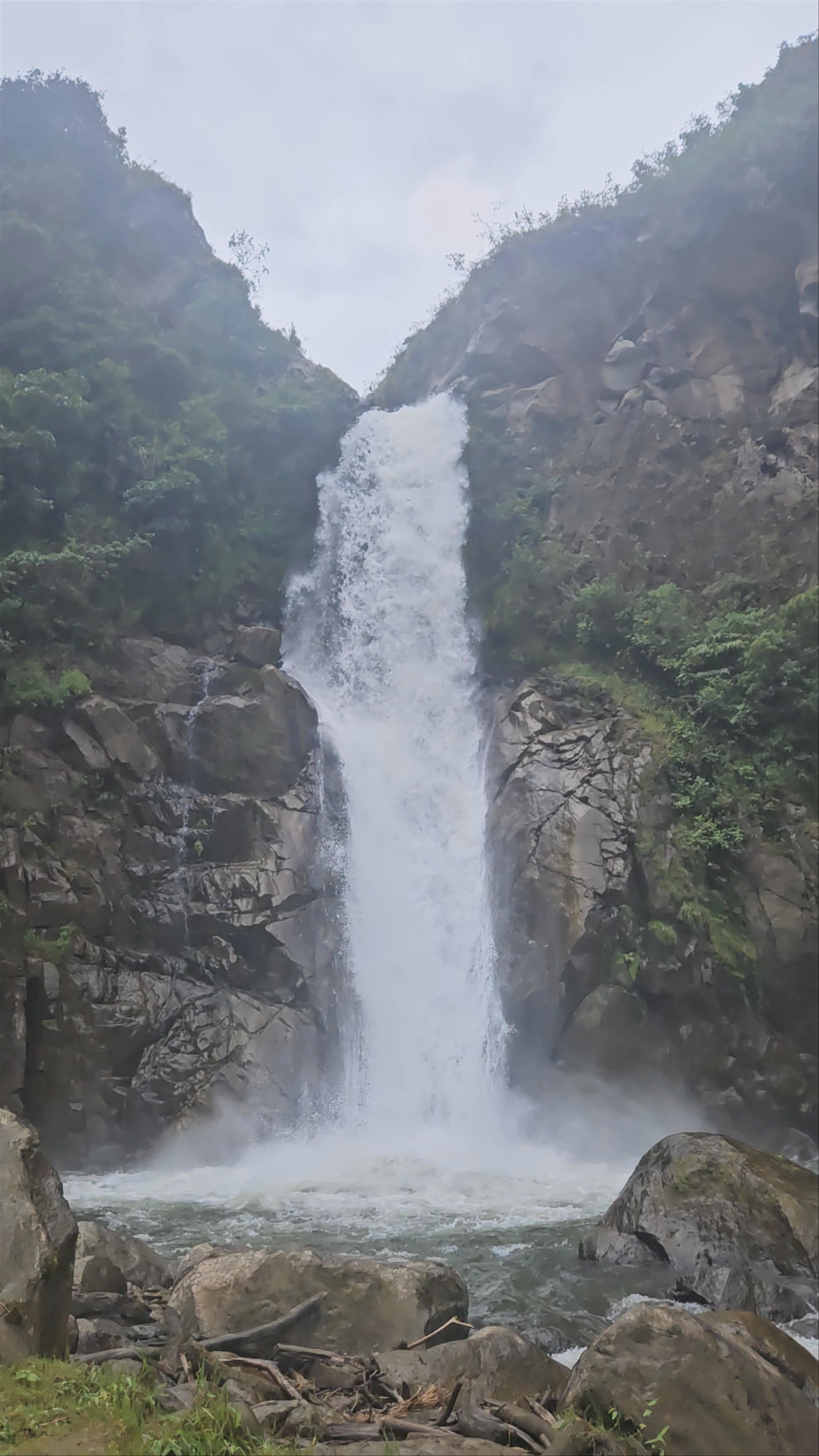 Las cascadas de chamana y ulbilla
