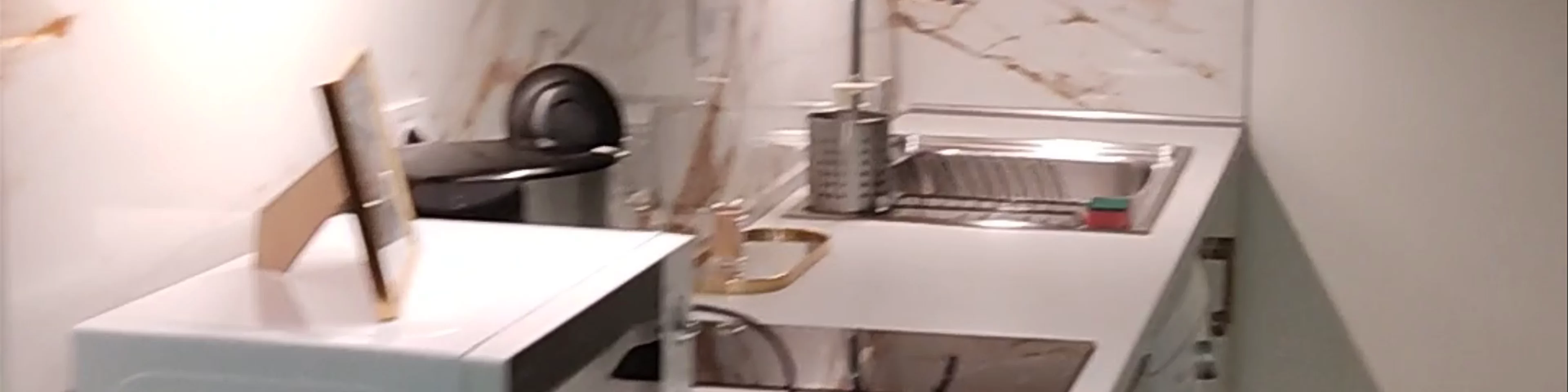 MODERN APARTMENT 200M FROM ACROPOLIS