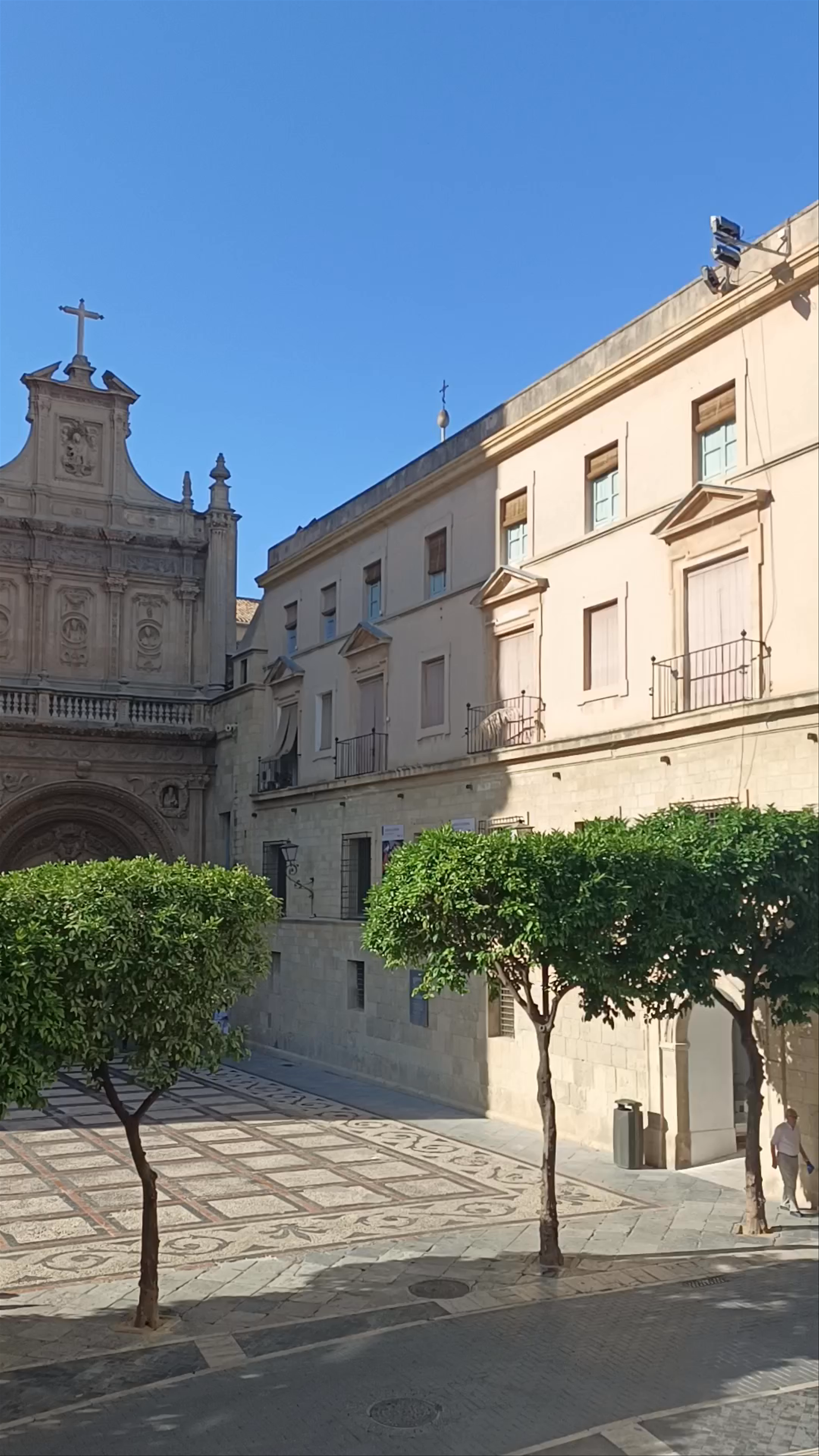 Catedral para Invidentes: Historic Beauty in Murcia's Plaza Hernández Amores