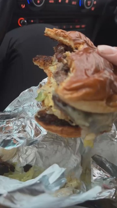 Buns Burgers - Burgers Near Me - Rhinebeck, New York