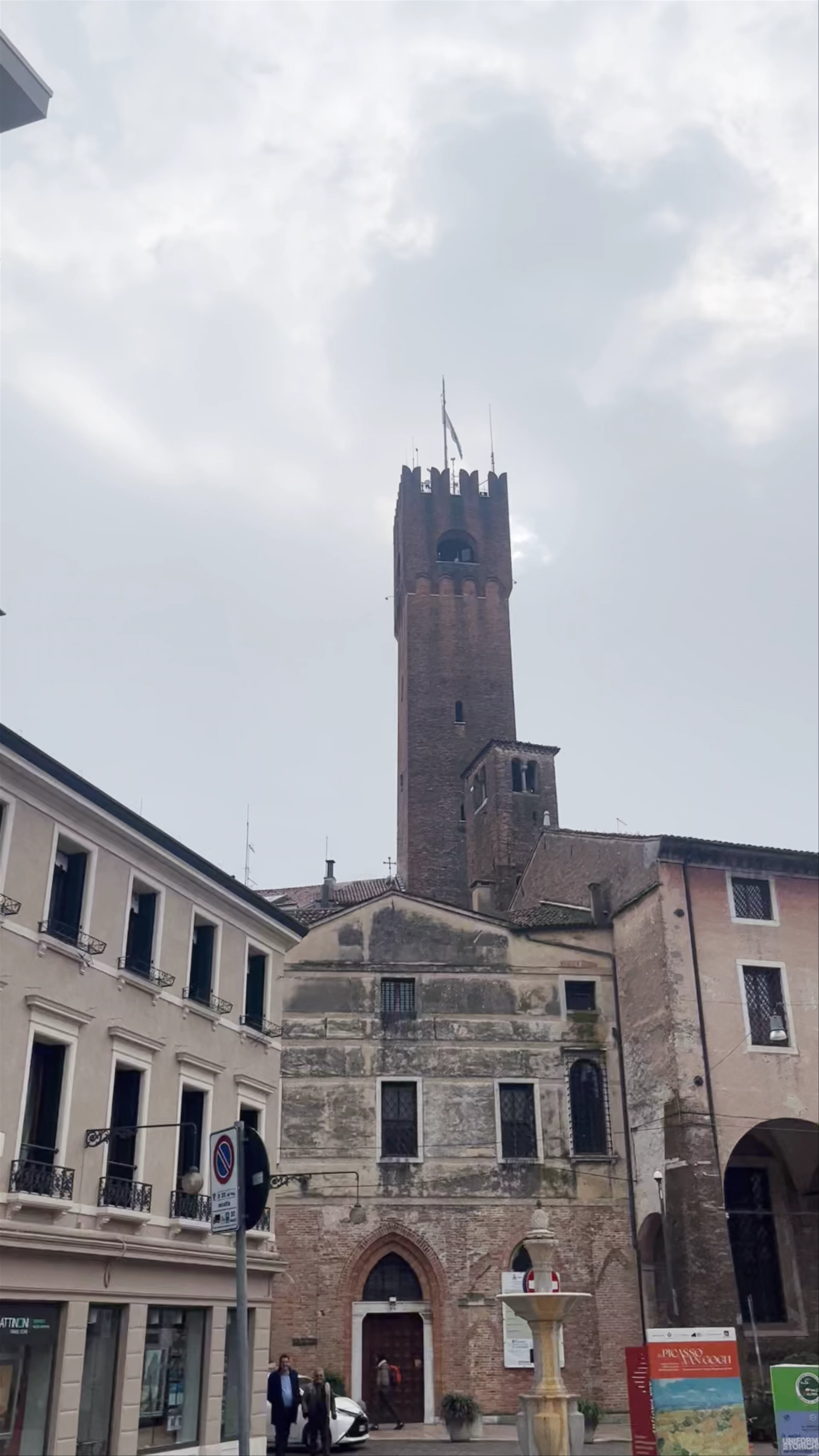 Fontana di Piazza San Vito