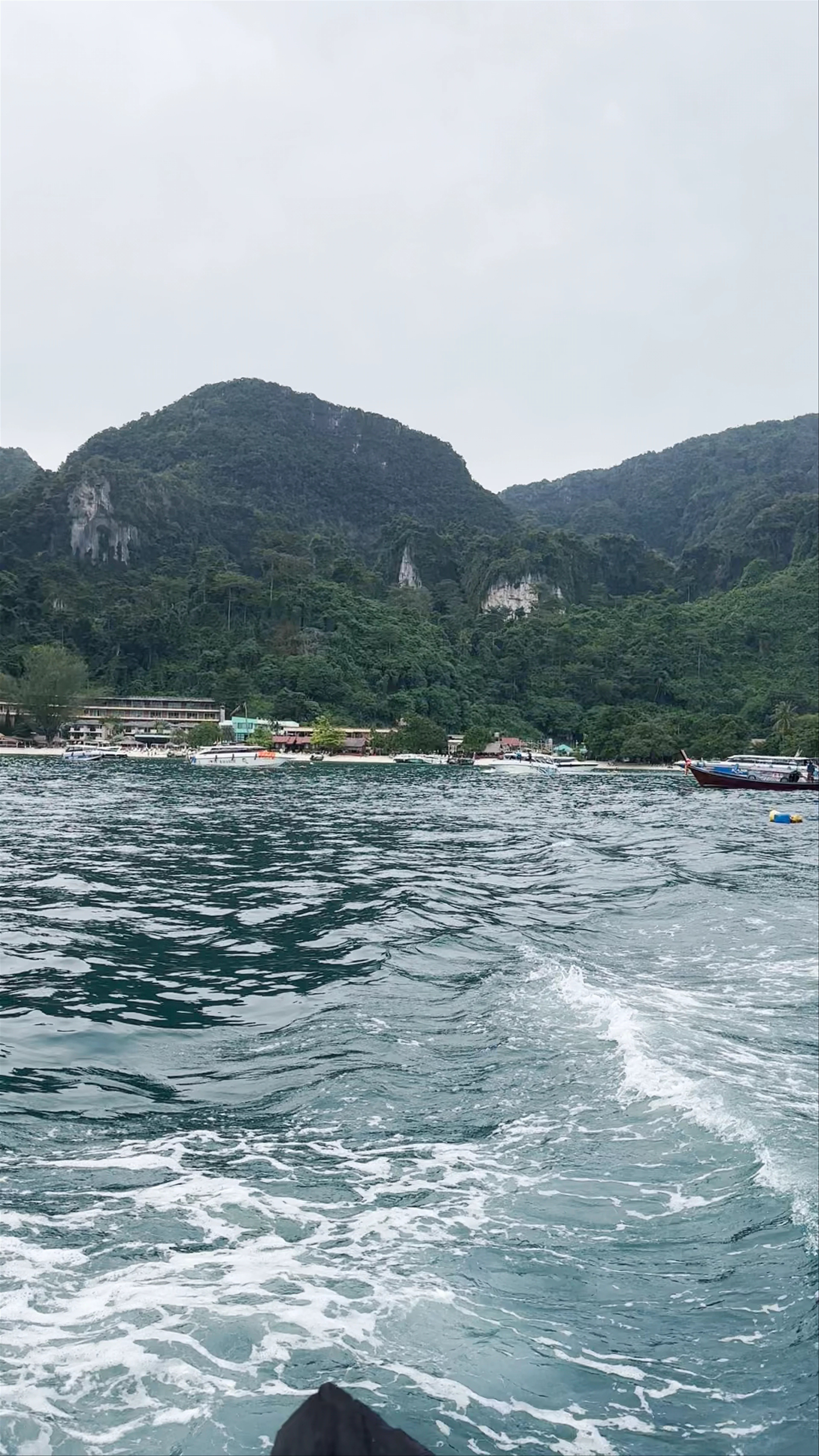 Ao Ton Sai (Ton Sai Bay)