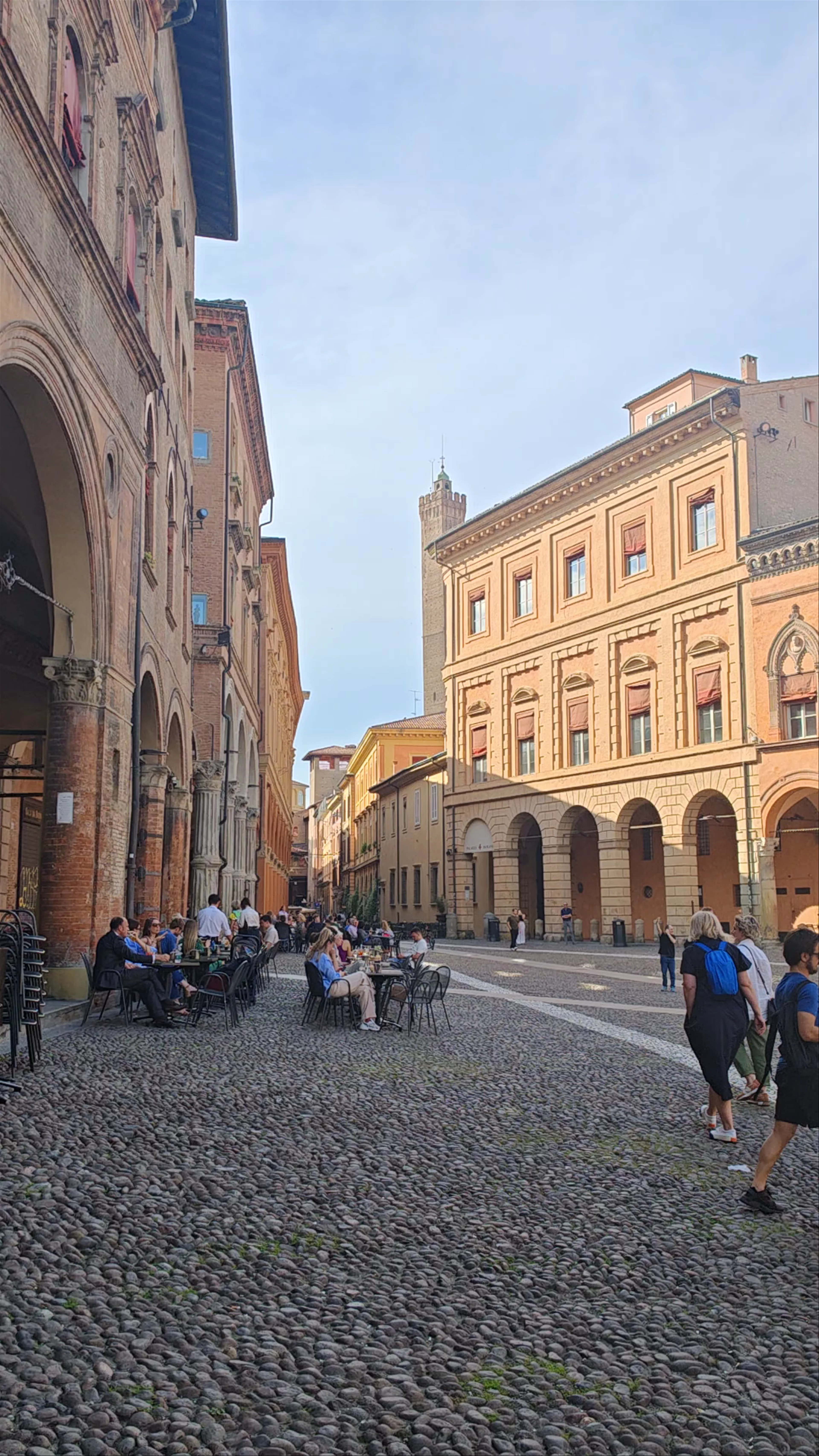 Piazza Santo Stefano, Via Santo Stefano