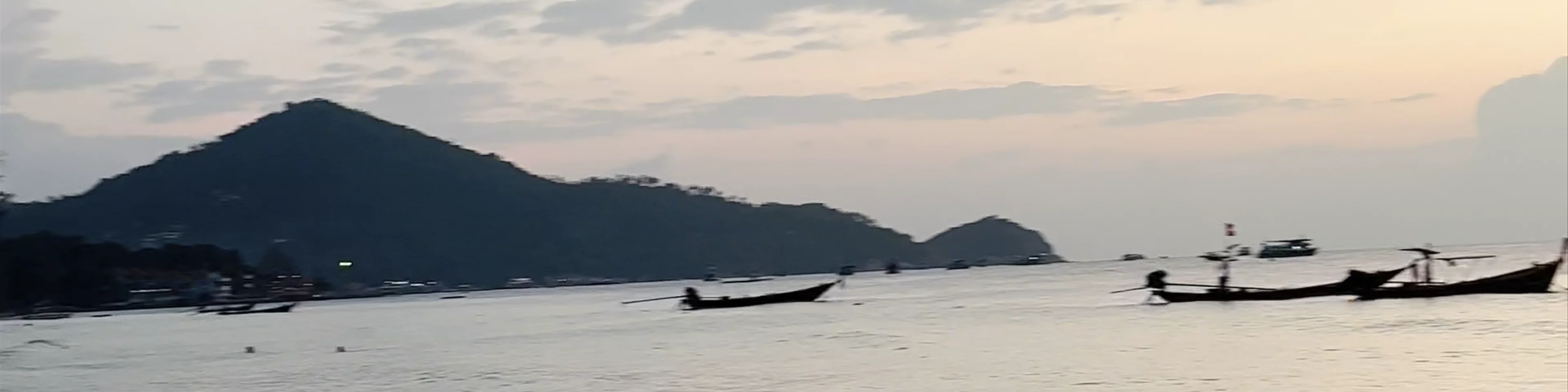 Sairee beach