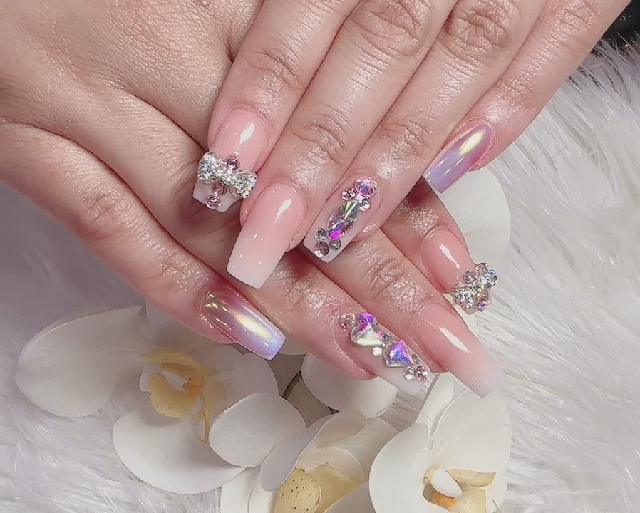 Red Nails Spa - Waxing Near Me - Woodbridge, Virginia