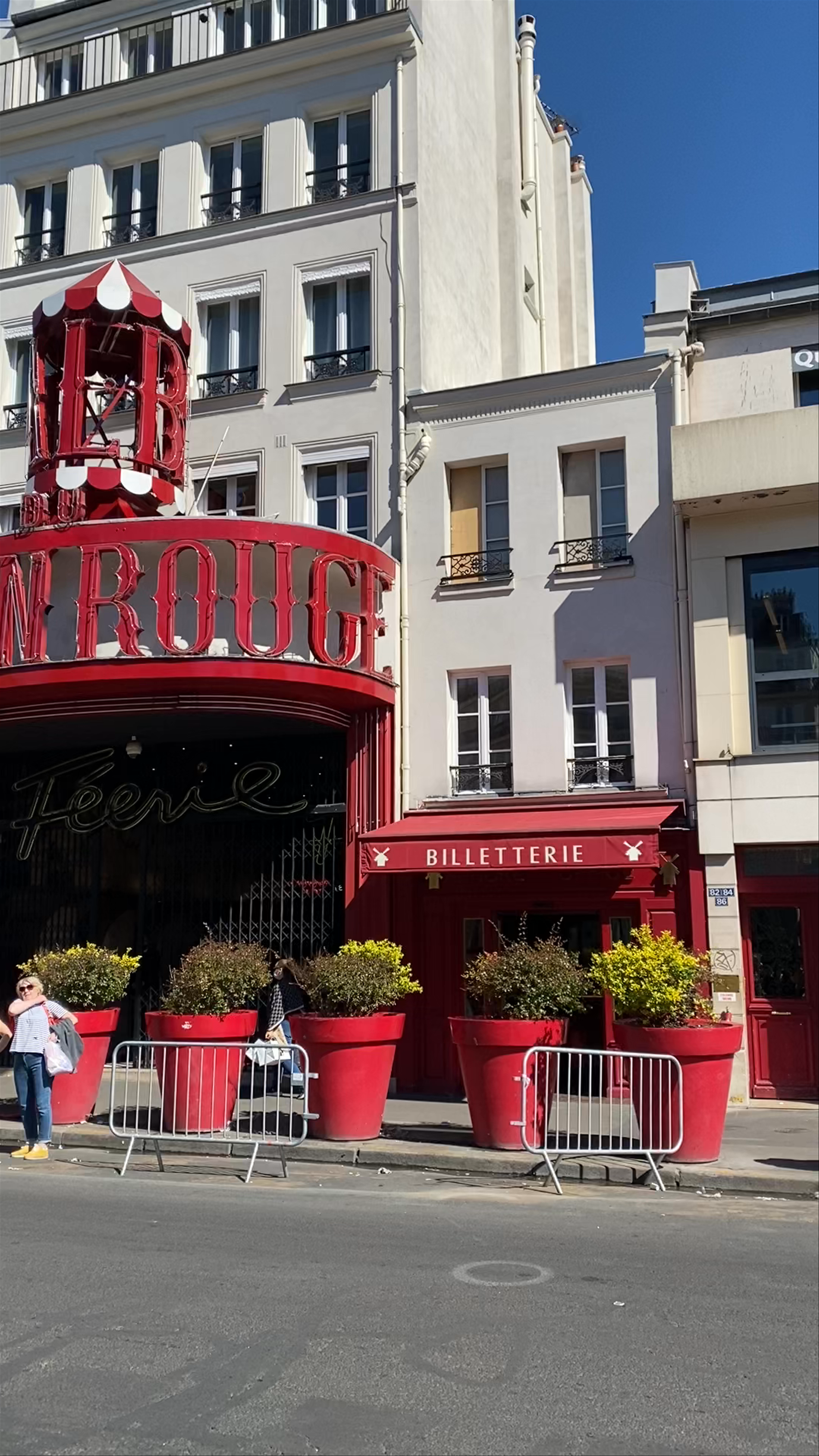 Moulin Rouge: Iconic Parisian Cabaret Experience