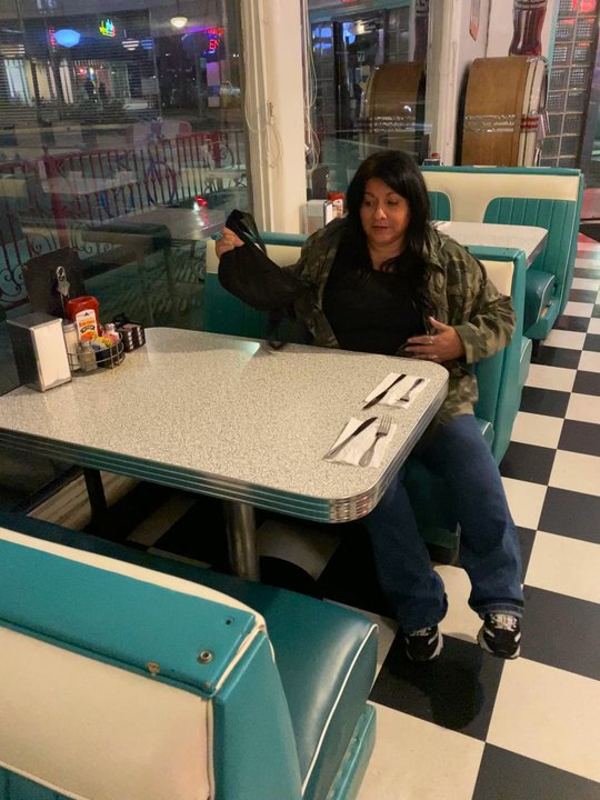Dale's Diner - Inside with 50's music and classic decor. - Diners Near Me - Long Beach, California