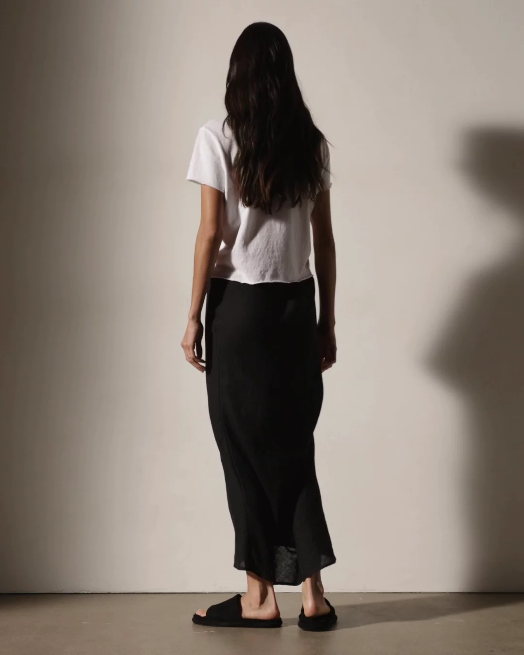 Linen Skirt In Black | James Perse Los Angeles