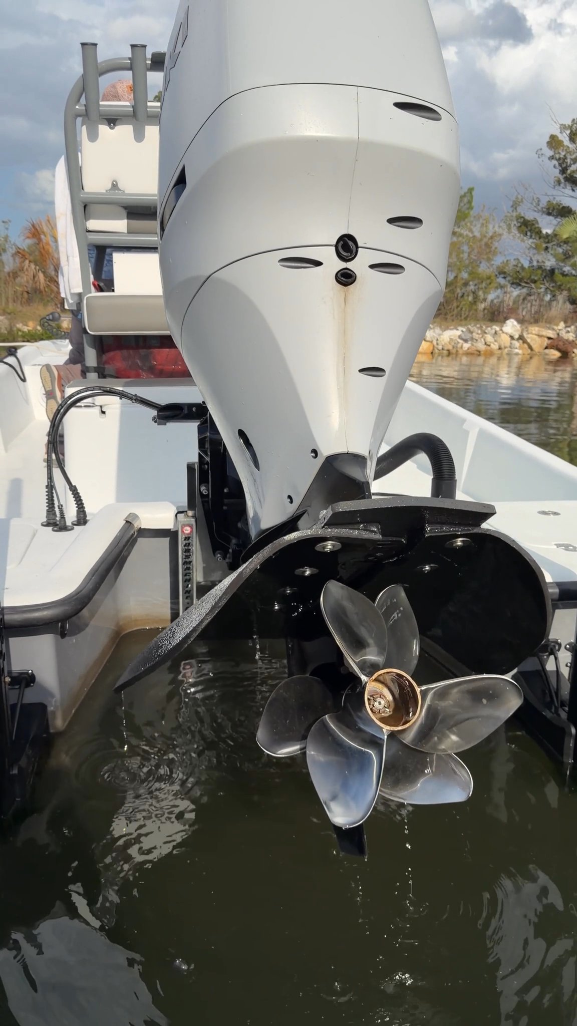 Who can explain what is going on here??  Comment b...