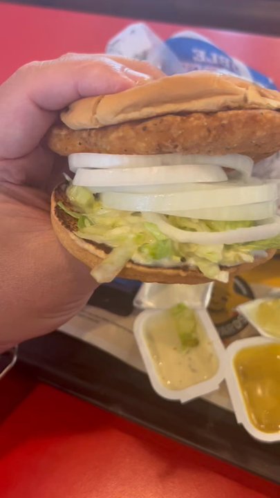 Carl's Jr - I love it when I ask for extra onions and get it - Spicy Chicken Sandwich - Fast Food Near Me - Cedar Park, Texas