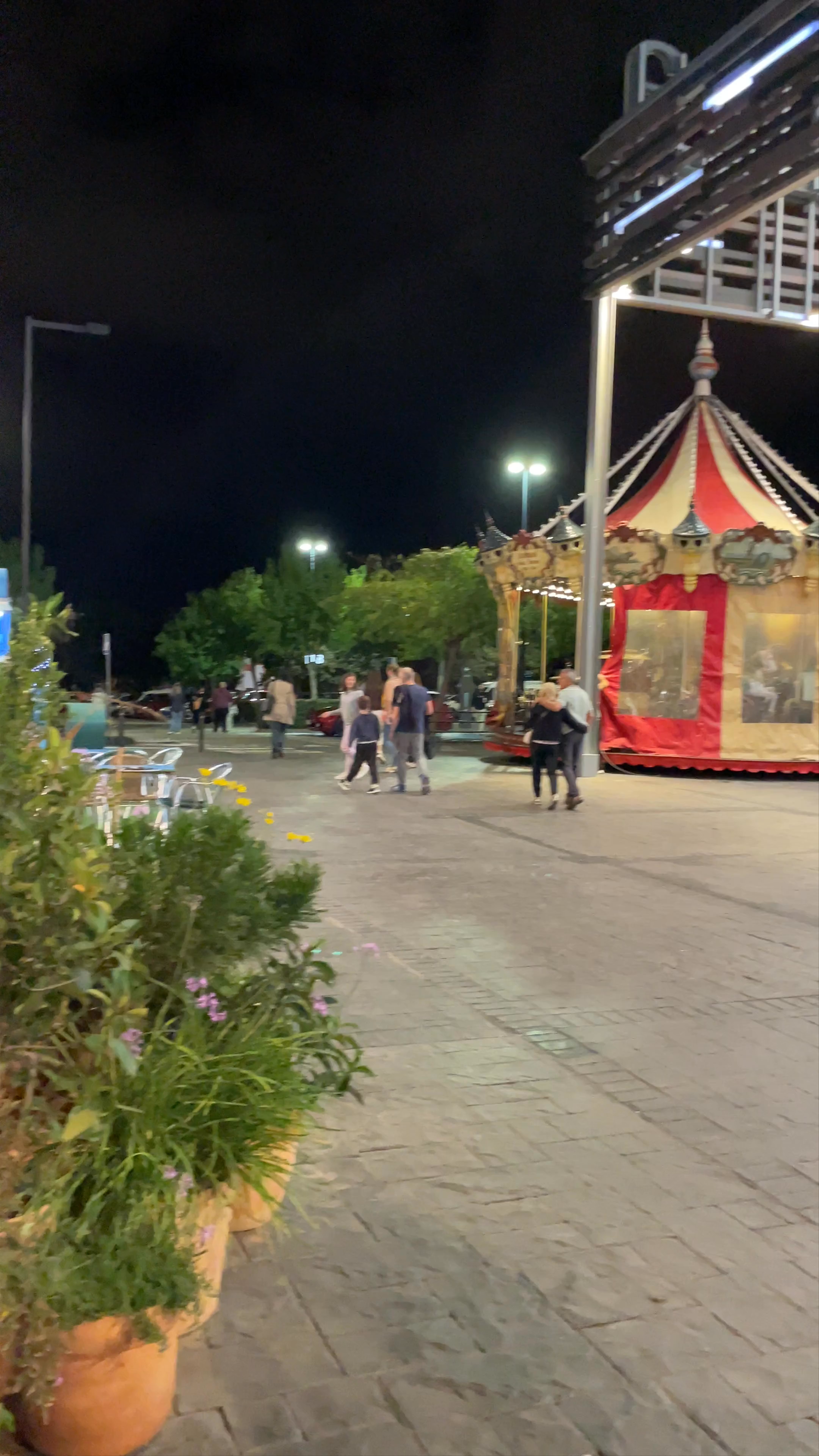 Evening Stroll at Nassica Shopping Outlet in Getafe