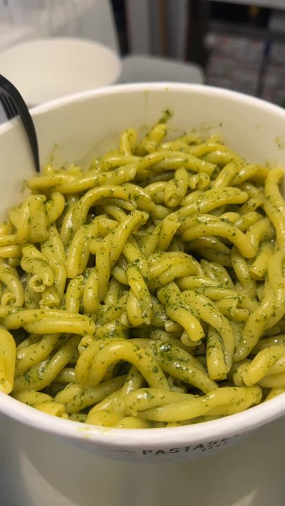 Pastasciutta - Spaghetti alla Carbonara, Strozzapreti al pesto & Strozzapreti al tartufo | €8/each - Pasta Shops Near Me - Rome, RM