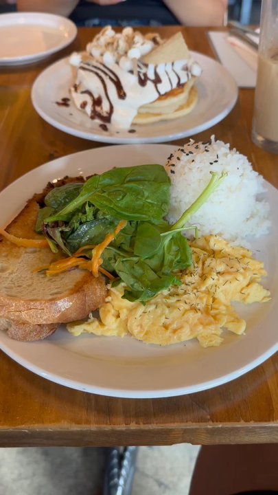 Egghead Cafe - Coffee & Tea Near Me - Honolulu, Hawaii