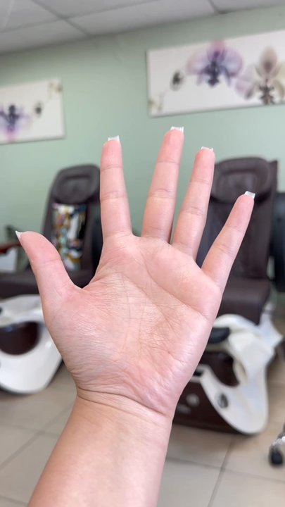 Friendly Nail Spa - Sparkly Black for Christmas and New Year! - Nail Salons Near Me - Costa Mesa, California