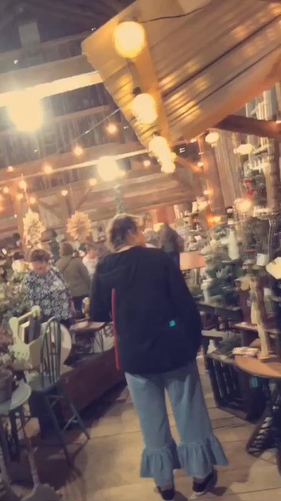 Two Hens & a Chick - Busy night @ Ladies Night in the Barn - Antiques Near Me - Dryden, Michigan