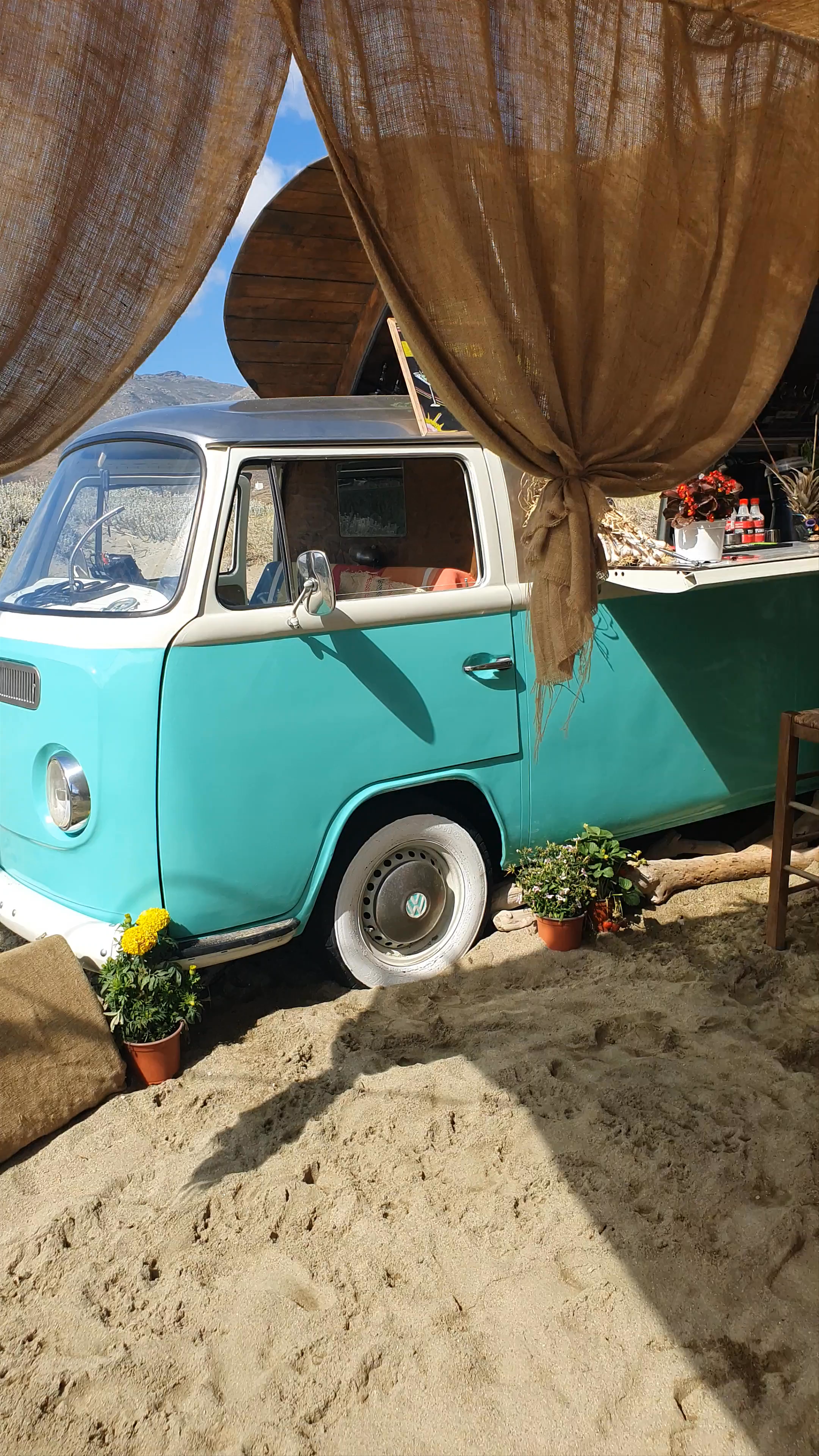 Κολυμπήθρα Surf Lesons