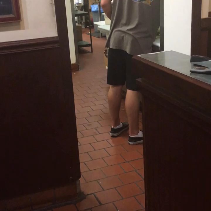 Lamppost Pizza - Food prep guy, in plain view, was making salads -- handling produce, cheese, etc. with his bare hands. Disgusting. - Pizza Near Me - Irvine, California
