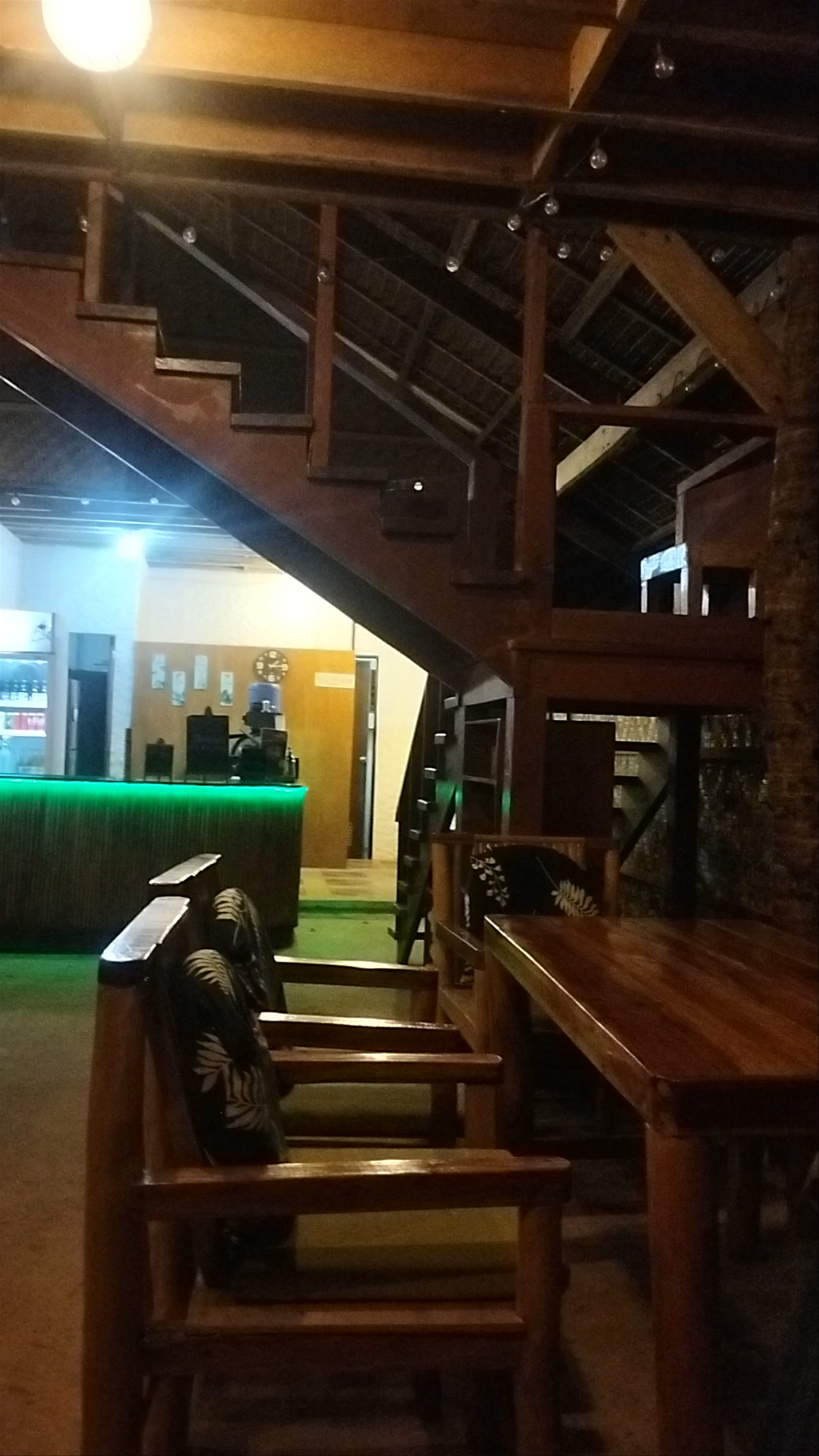 Belle’s Beach Bar & Rooms