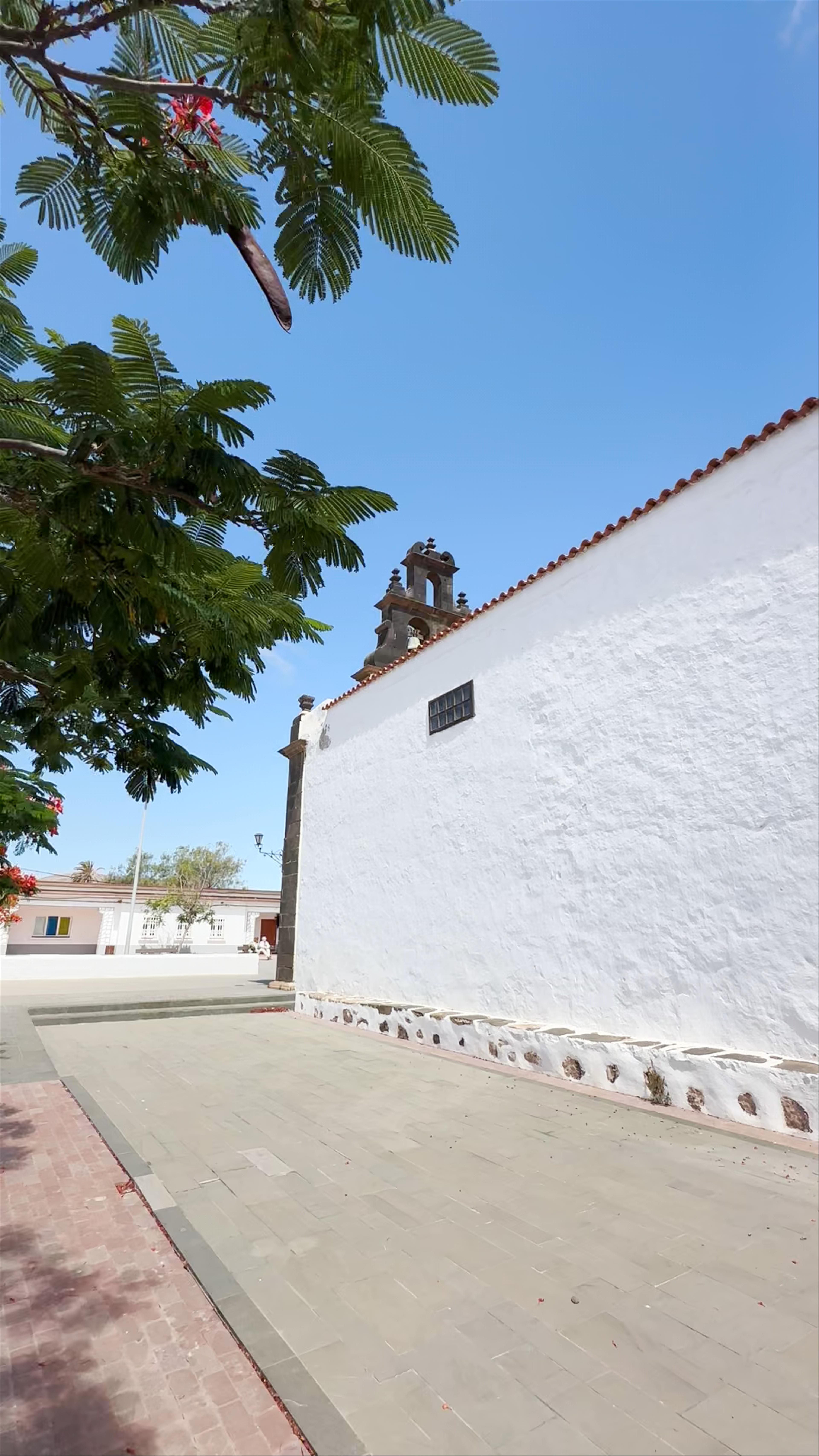 Parroquia de Santa Ana: Sunlit Serenity in Casillas del Ángel, Canarias