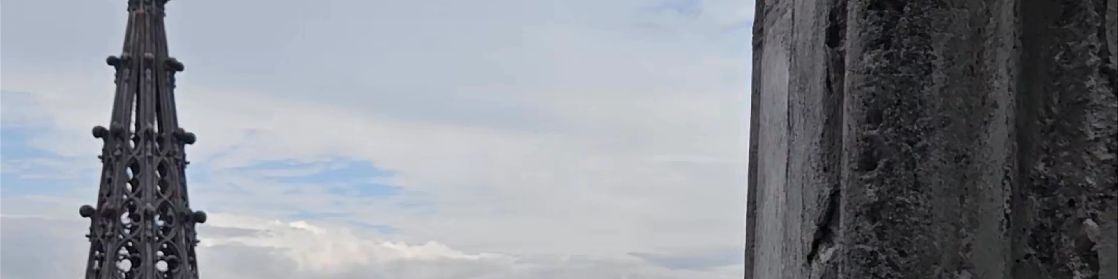 Torre 1 de Basílica del Voto Nacional