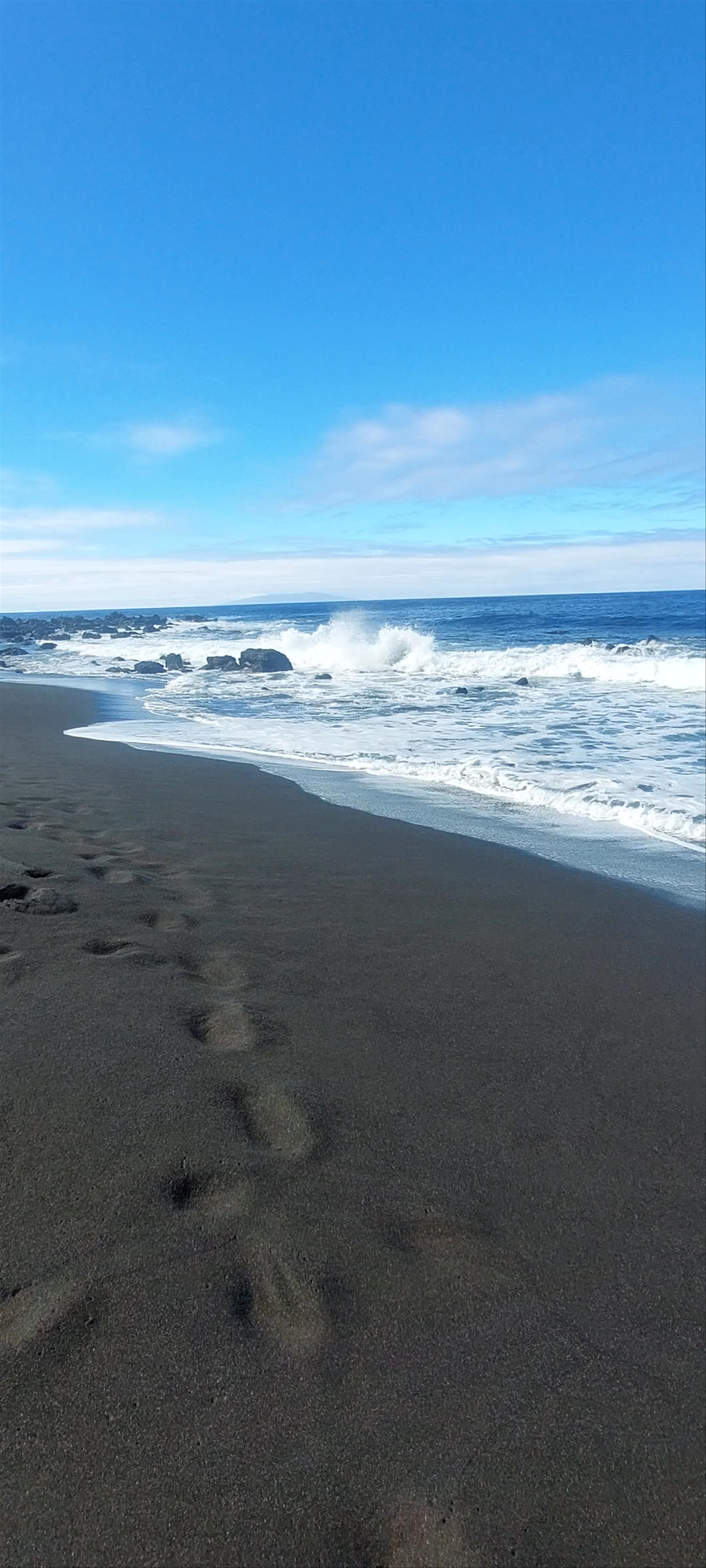 Black Sand Serenity at Playa del Ingles, Valle Gran Rey