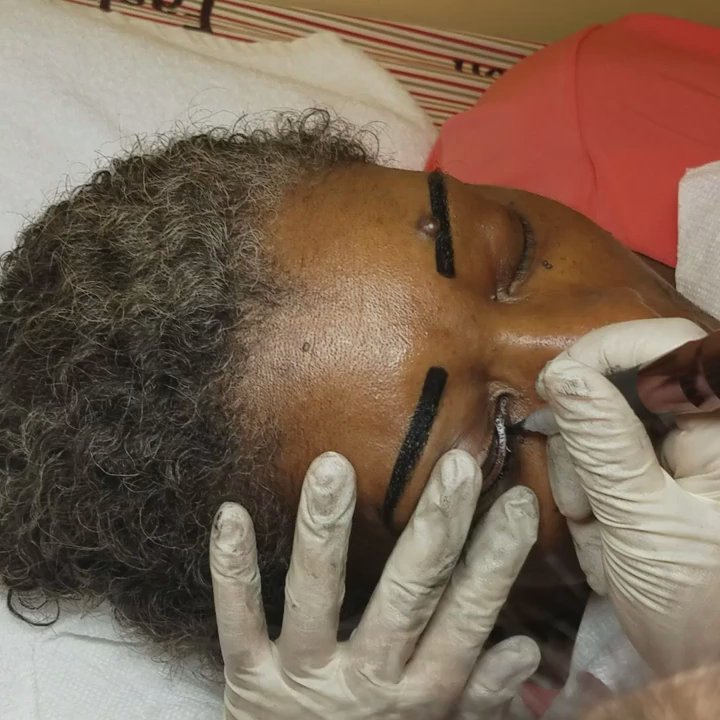 Lilly's Nails - Nail Salons Near Me - Houston, Texas