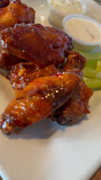 West End Grill - Sports Bars Near Me - Annapolis, Maryland