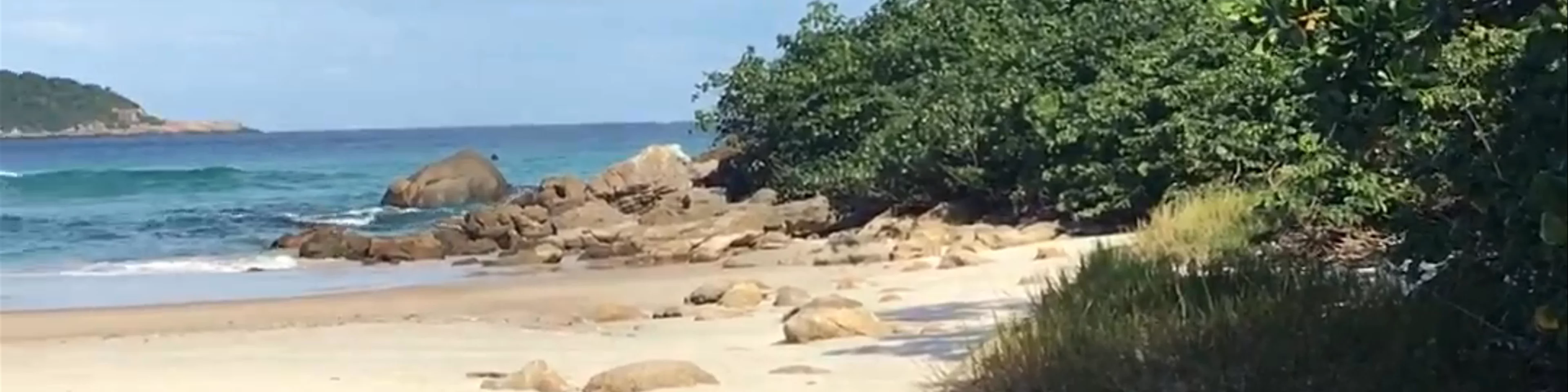 Lopes Mendes Beach - Abraão