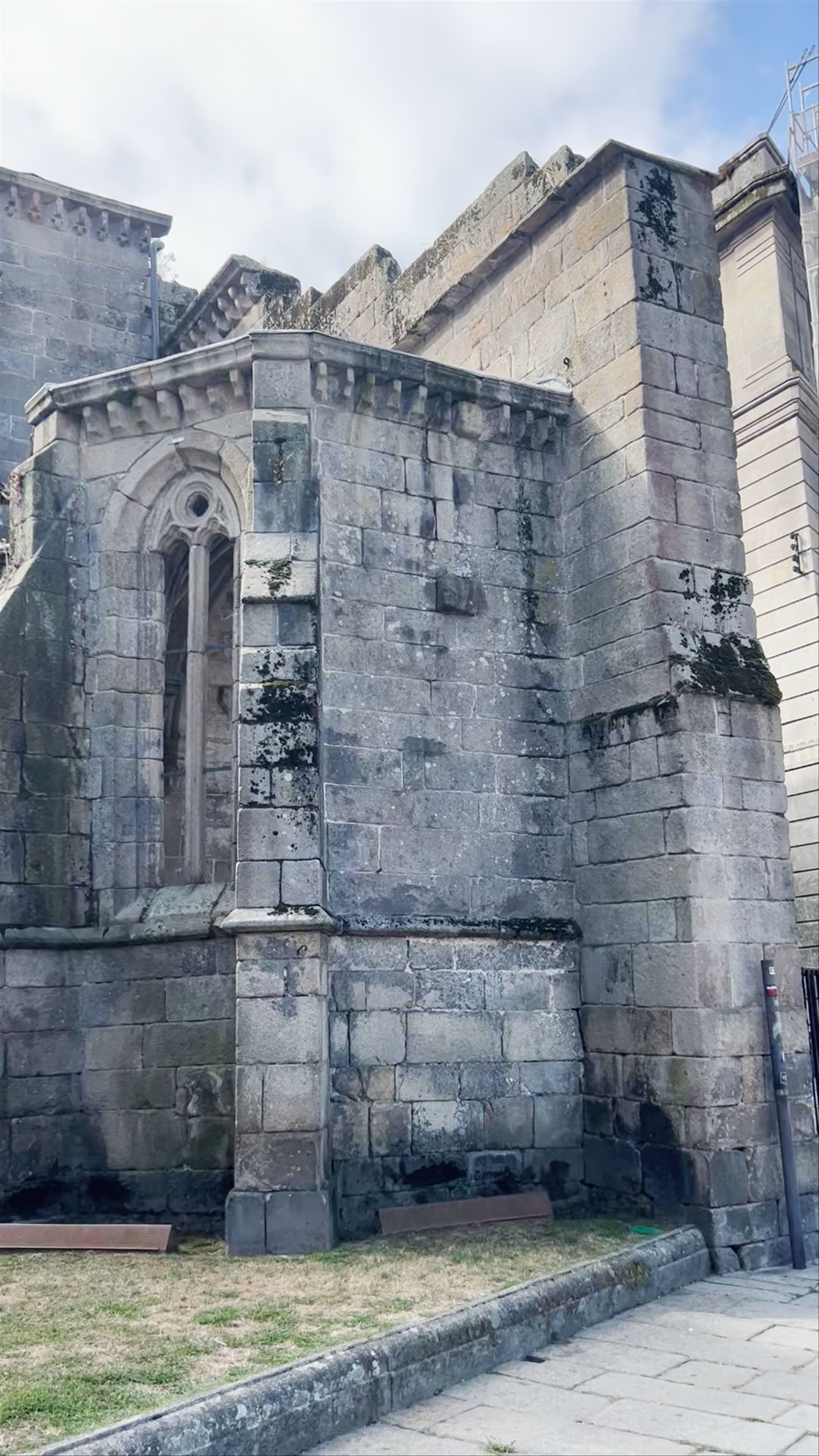 Ruinas de Santo Domingo: Mystical Stone Echoes in Pontevedra